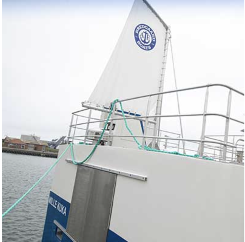 Bygget til barske forhold robuste glasfiberskrog til åbent vand og offshore-miljøer